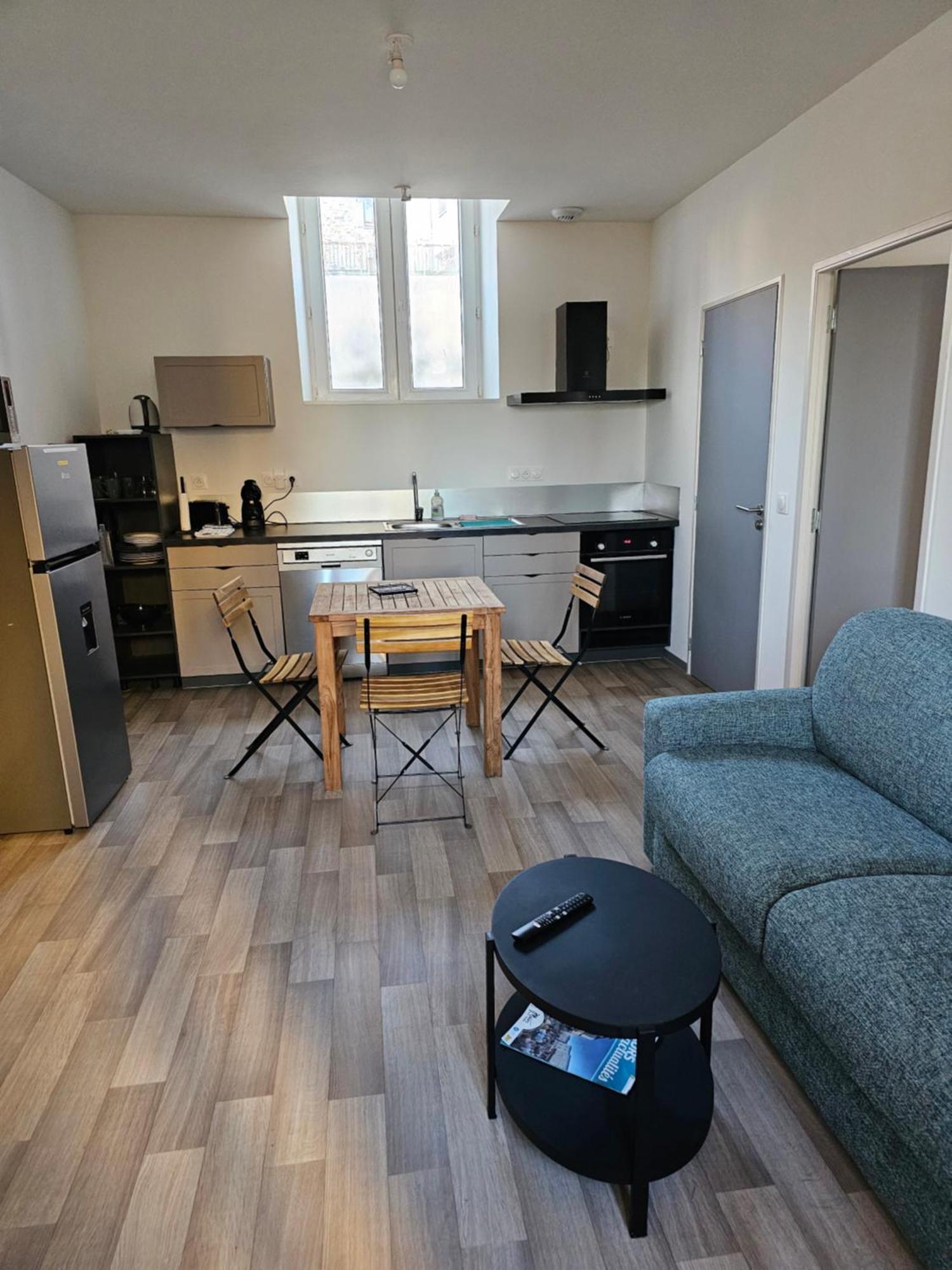 Logement Centre Ville Maurs Luaran gambar